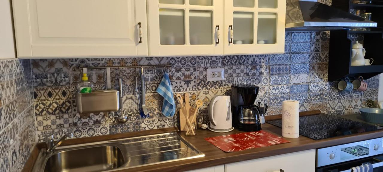 Studio Apartman Loreta Cres Exteriér fotografie