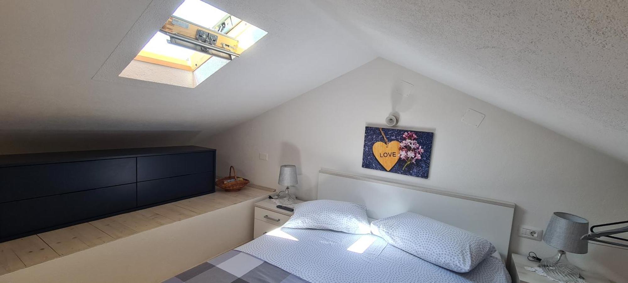 Studio Apartman Loreta Cres Exteriér fotografie